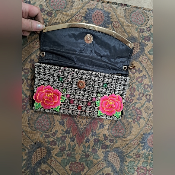 Wallet - Picture 3 of 9